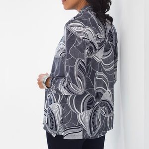 Chico’s Travelers Black and White Butterfly Graphic Jacket Size 2/Large